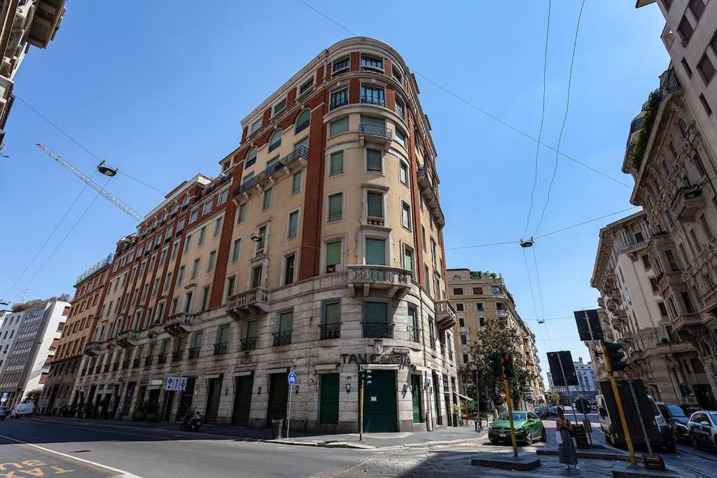 Duomo-San Babila-Tribunale Wifi-Netflix Milan Exterior photo